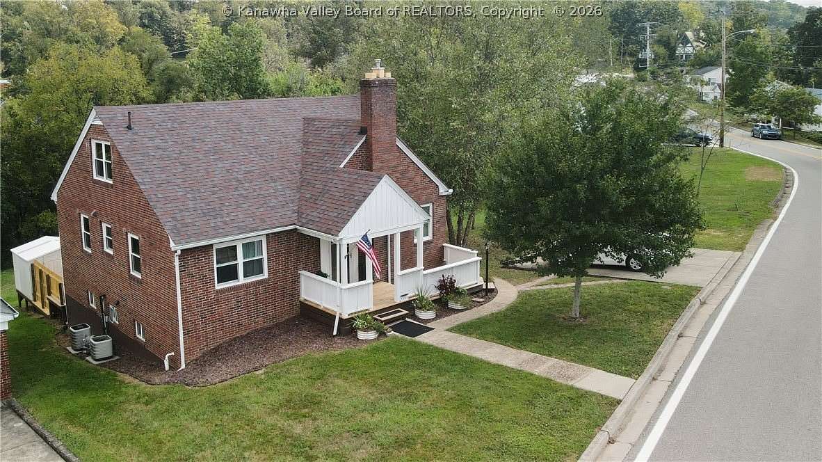 1.52 Acres of Land with Home for Sale in St. Albans, West Virginia