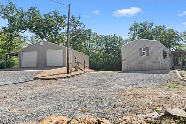 25 Acres of Recreational Land with Home for Sale in Oakwood, Texas