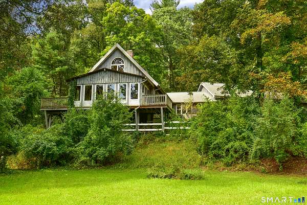 22 Acres of Agricultural Land with Home for Sale in Willington Town, Connecticut