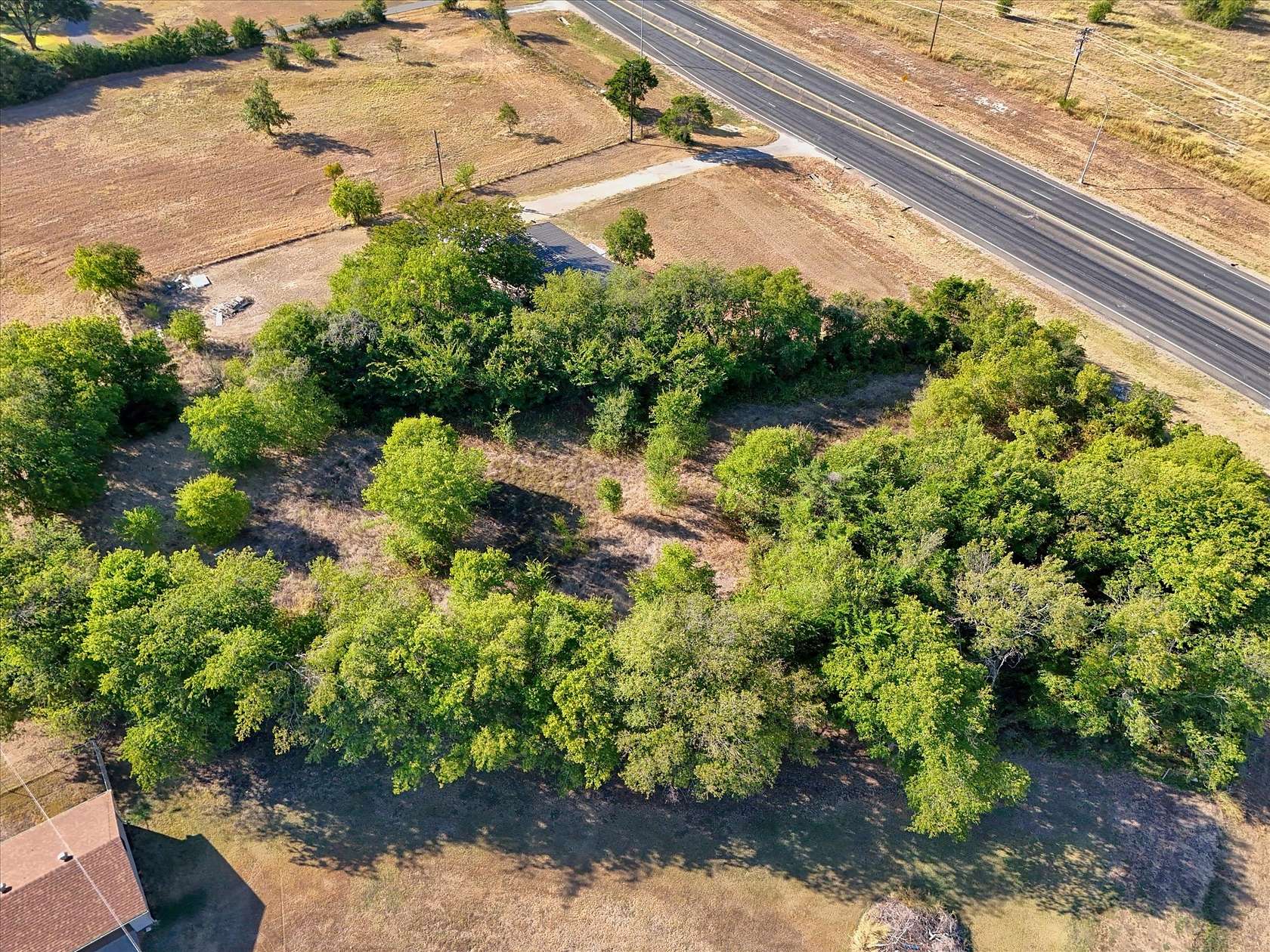 1 Acre of Mixed-Use Land for Sale in Lorena, Texas