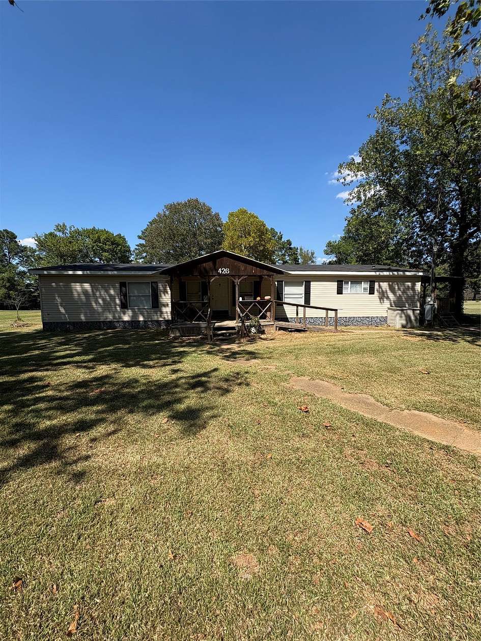 1.5 Acres of Land with Home for Sale in Haughton, Louisiana