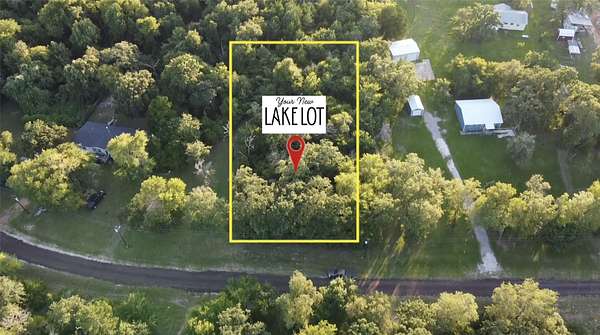 0.56 Acres of Residential Land for Sale in Jewett, Texas