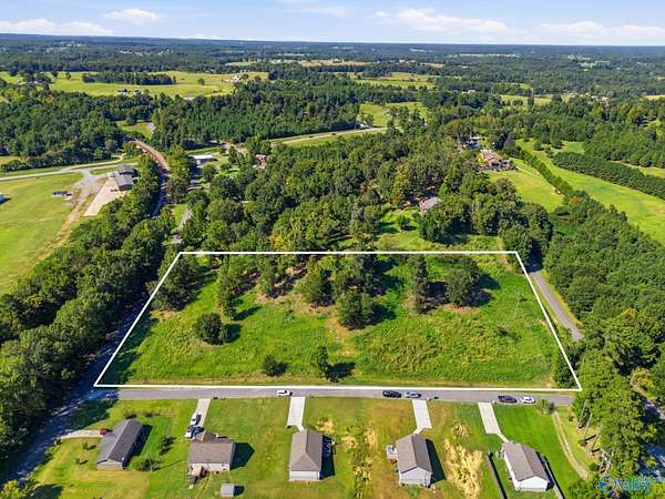 7 Acres of Land for Sale in Hanceville, Alabama