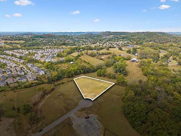 1.17 Acres of Residential Land for Sale in Franklin, Tennessee