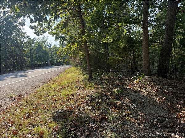 1 Acre of Residential Land for Sale in Village of Four Seasons, Missouri