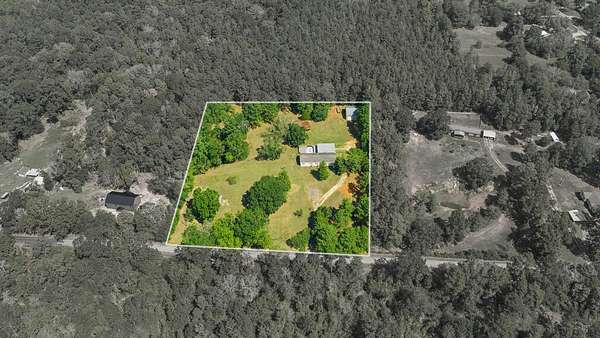 5.13 Acres of Land with Home for Sale in Lufkin, Texas