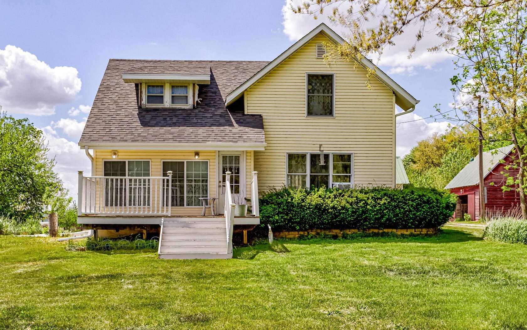 11.4 Acres of Land with Home for Sale in Jefferson, Iowa