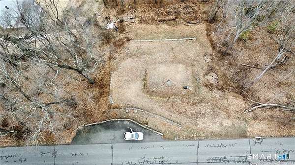 0.34 Acres of Residential Land for Sale in Middlebury, Connecticut