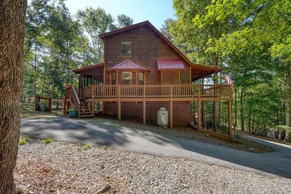 1.6 Acres of Land with Home for Sale in Blairsville, Georgia