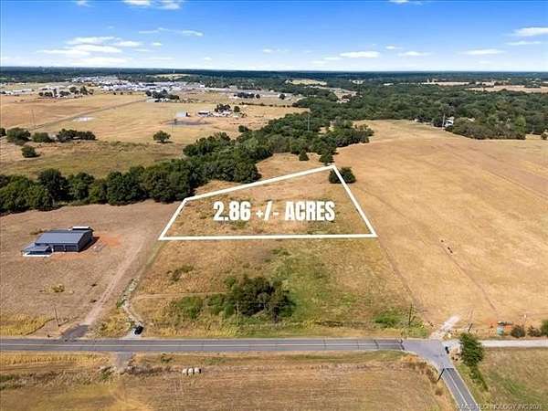 3 Acres of Residential Land for Sale in Lexington, Oklahoma