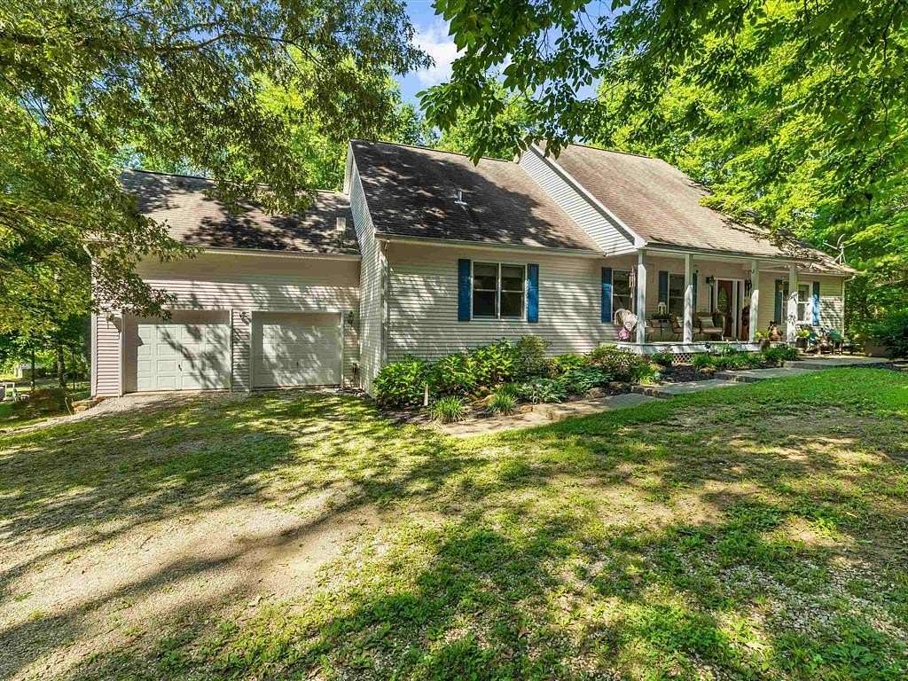 11 Acres of Recreational Land with Home for Sale in Philpot, Kentucky