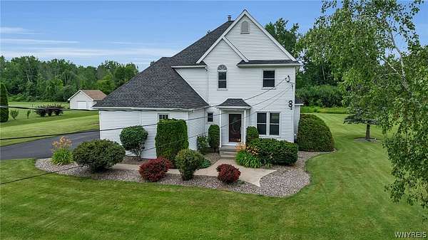 2.5 Acres of Land with Home for Sale in Ransomville, New York