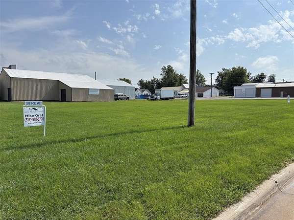 0.72 Acres of Residential Land for Sale in Newhall, Iowa