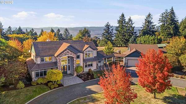 4.89 Acres of Land with Home for Sale in Amity, Oregon