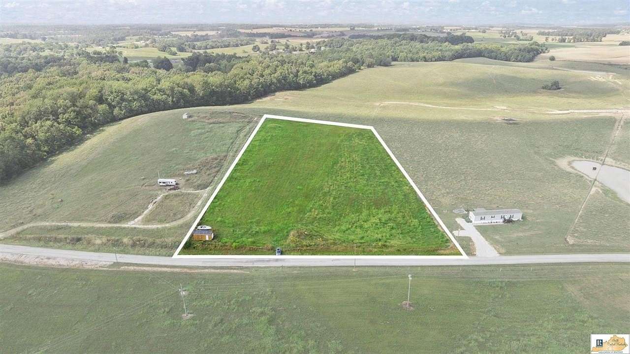 5 Acres of Residential Land for Sale in Glasgow, Kentucky