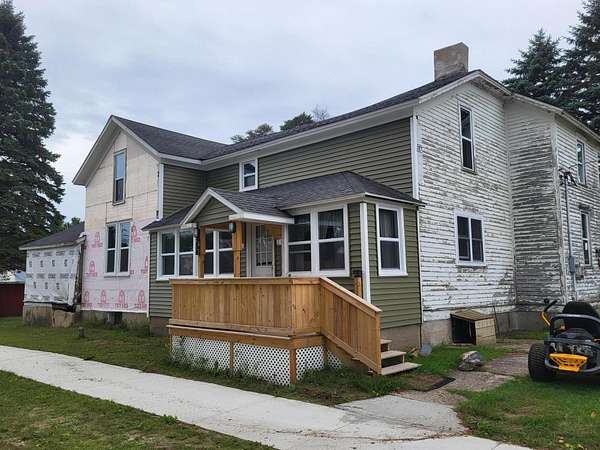 2.5 Acres of Land with Home for Sale in Free Soil, Michigan
