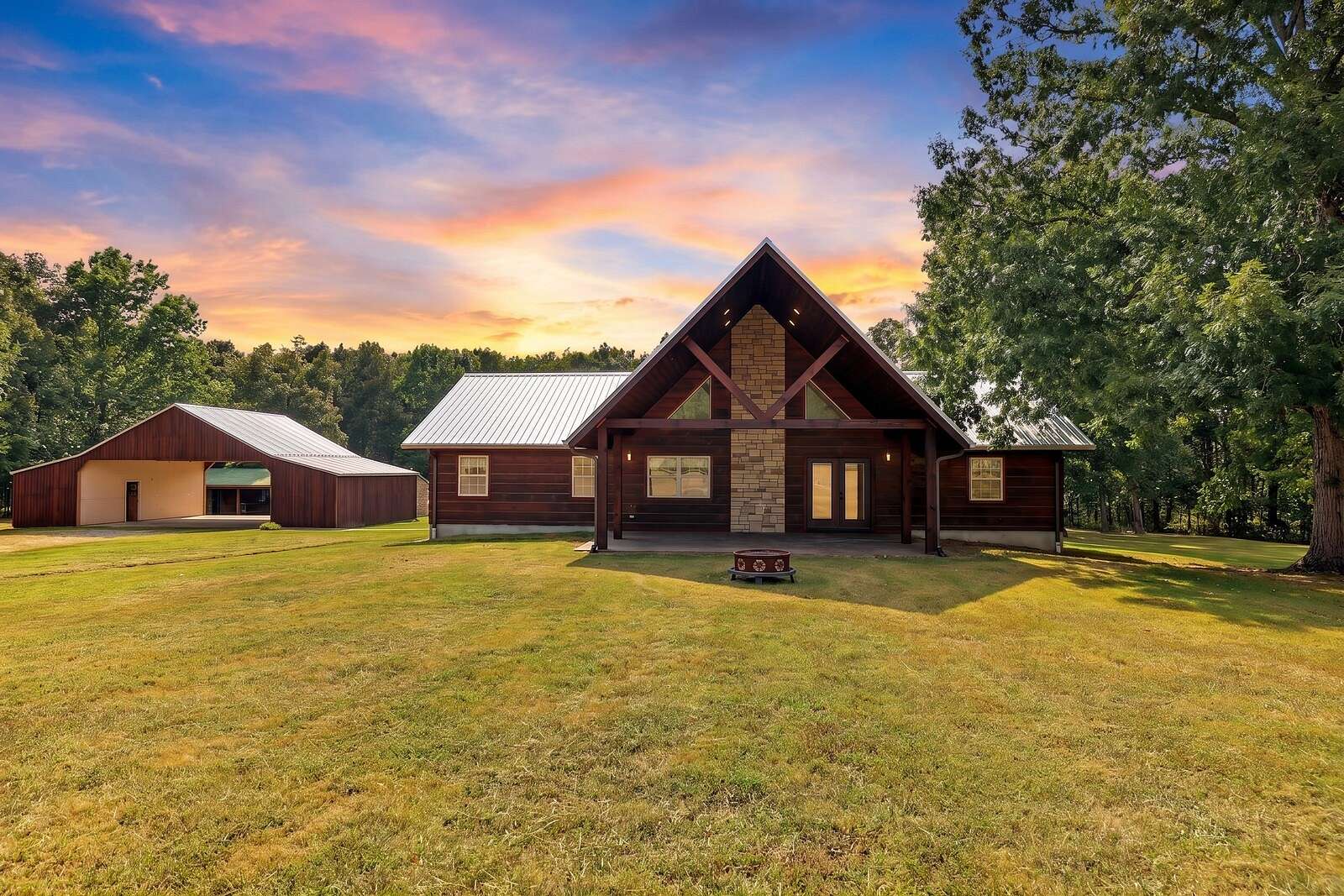 41.5 Acres of Land with Home for Sale in Watertown, Tennessee