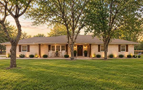 2.52 Acres of Land with Home for Sale in Leonard, Texas