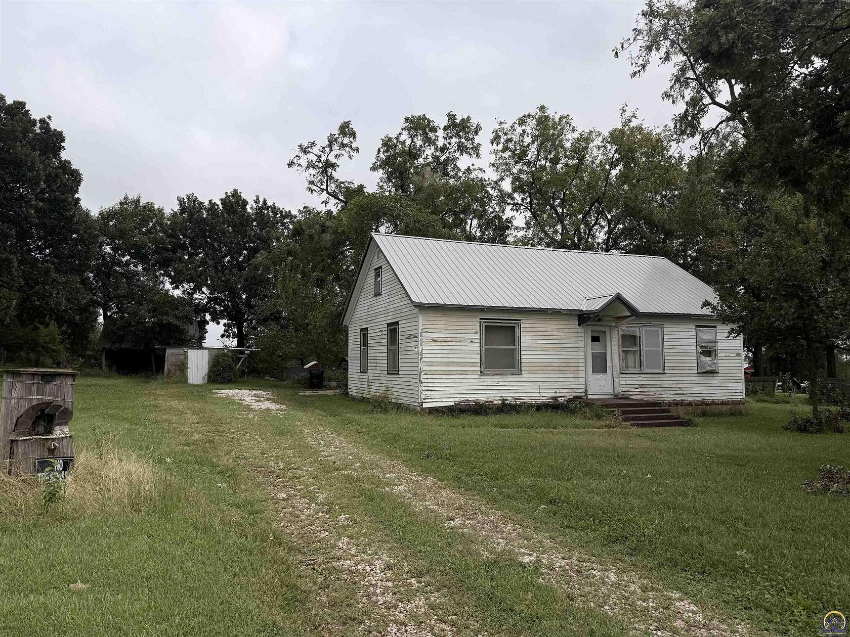 12.4 Acres of Land with Home for Sale in Osage City, Kansas