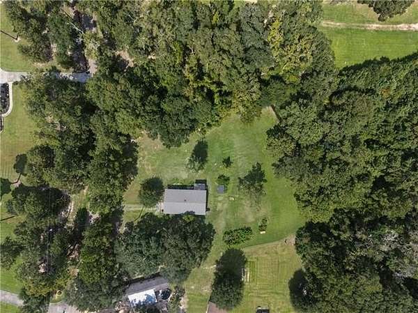 2.83 Acres of Residential Land for Sale in Ponchatoula, Louisiana