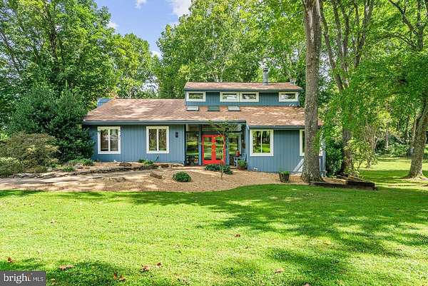 3.49 Acres of Land with Home for Sale in Middleburg, Virginia