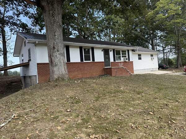 1.88 Acres of Land with Home for Sale in Harriman, Tennessee
