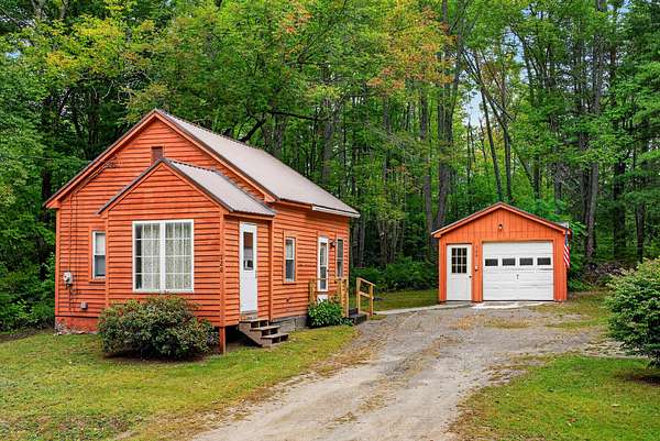 0.8 Acres of Improved Residential Land for Sale in Benton, Maine