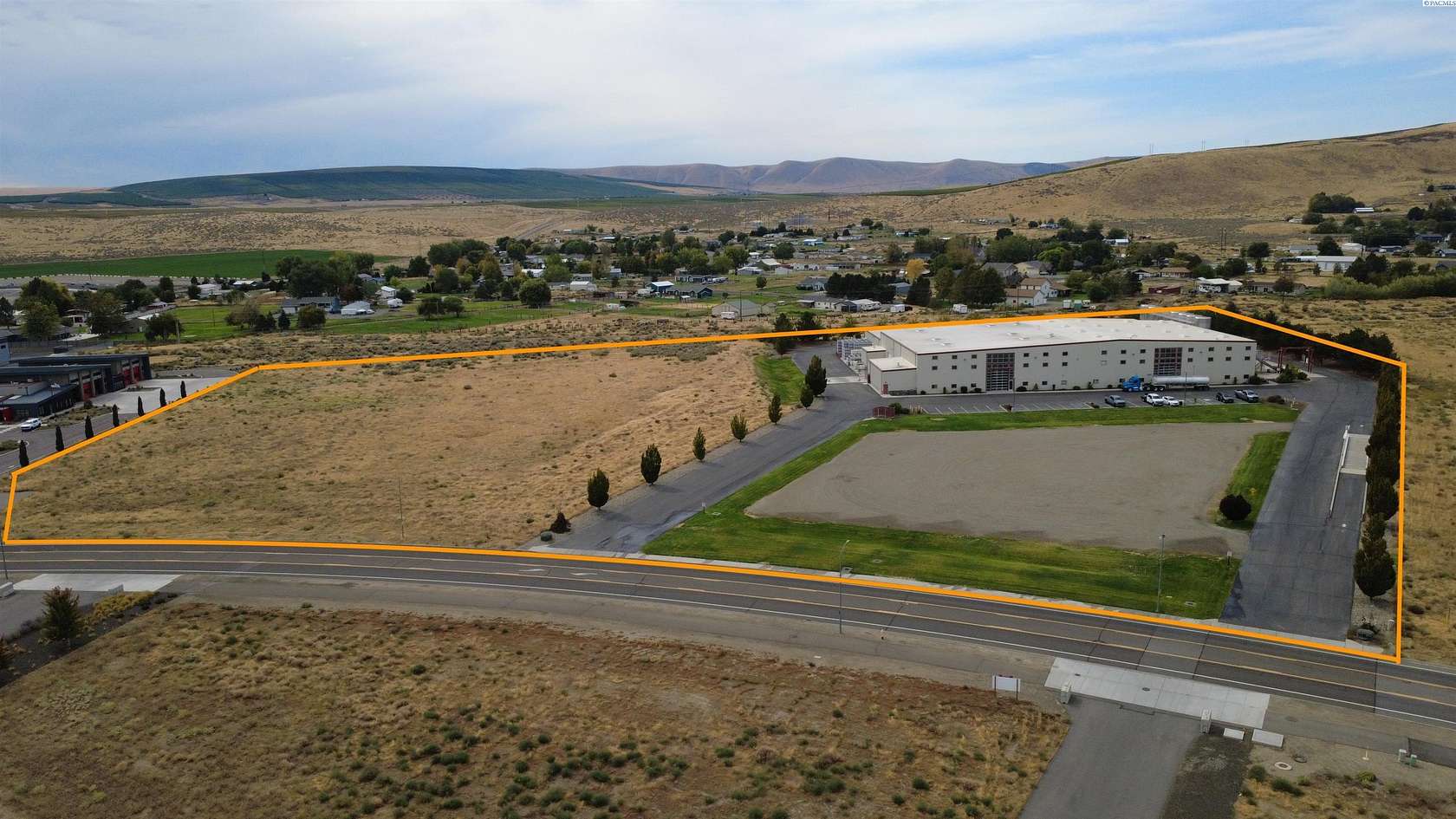 12 Acres of Commercial Land for Sale in West Richland, Washington