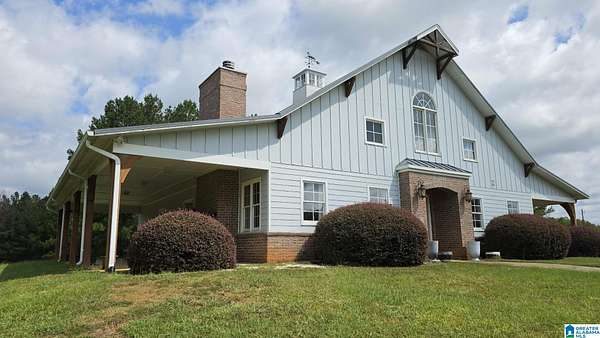16 Acres of Land with Home for Sale in Columbiana, Alabama