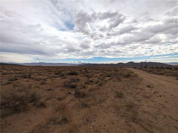 10 Acres of Land for Sale in Kingman, Arizona
