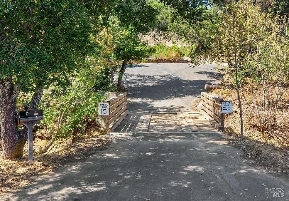 1 Acre of Residential Land for Sale in Santa Rosa, California