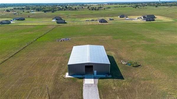 10 Acres of Improved Land for Sale in Okmulgee, Oklahoma