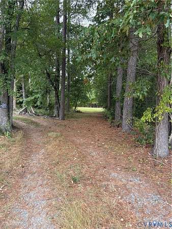 5.13 Acres of Land for Sale in Dunnsville, Virginia