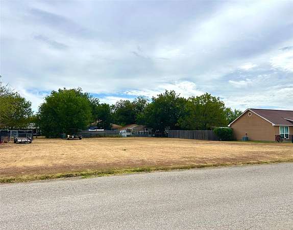 0.38 Acres of Residential Land for Sale in Brownwood, Texas