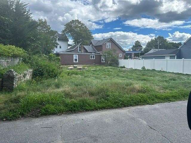0.09 Acres of Residential Land for Sale in Cumberland, Rhode Island