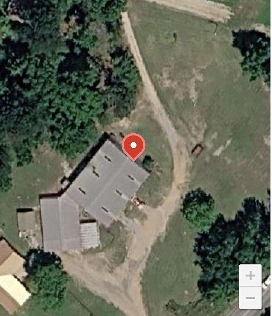 50 Acres of Land with Home for Sale in Waynesboro, Mississippi