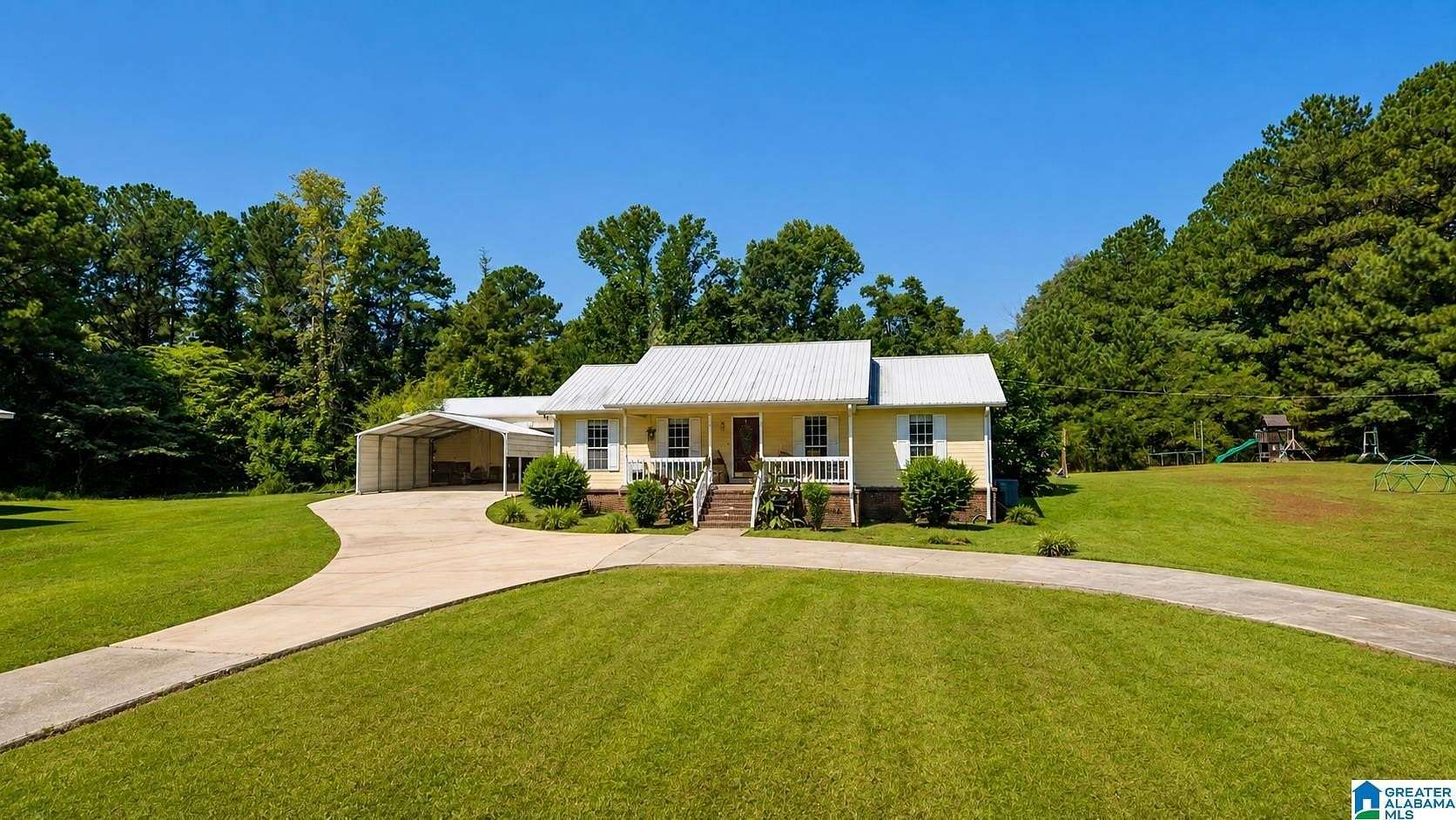 1.63 Acres of Land with Home for Sale in Ragland, Alabama