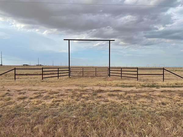 5 Acres of Residential Land for Sale in Canyon, Texas