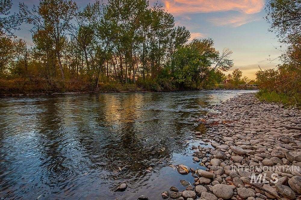 1.33 Acres of Residential Land for Sale in Garden City, Idaho