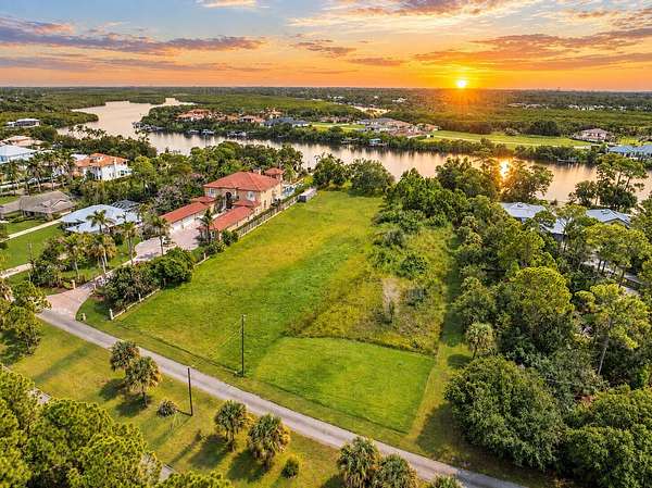 1 Acre of Residential Land for Sale in Port St. Lucie, Florida
