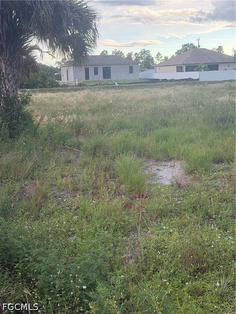 0.25 Acres of Residential Land for Sale in Lehigh Acres, Florida