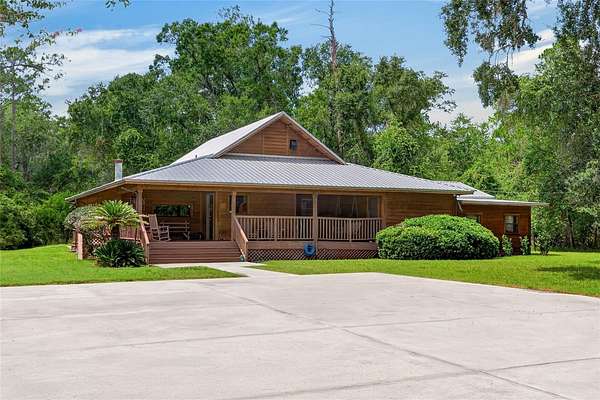 8 Acres of Land with Home for Sale in Gainesville, Florida