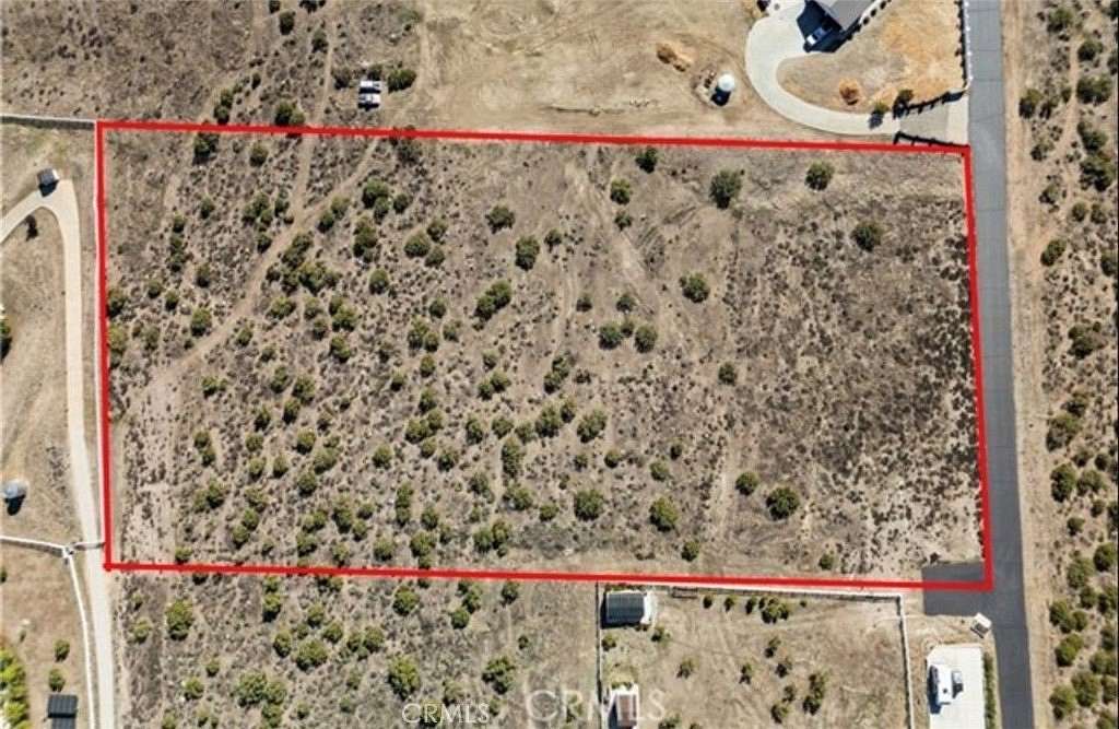 5.3 Acres of Residential Land for Sale in Agua Dulce, California