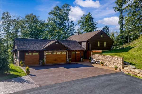 5.2 Acres of Land with Home for Sale in Waite Hill, Ohio
