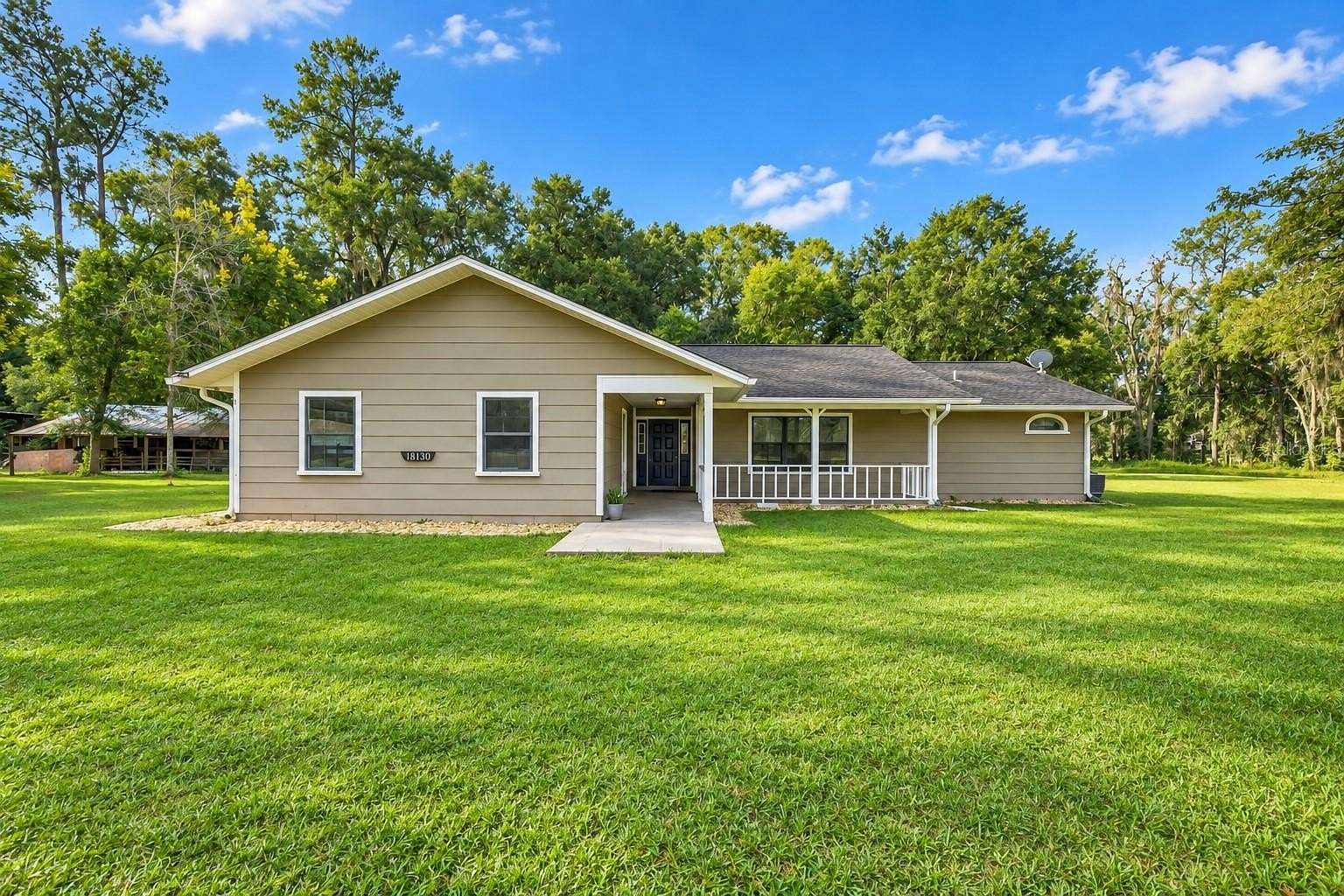 7 Acres of Land with Home for Sale in Ocala, Florida