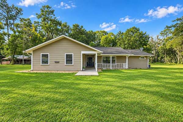 7 Acres of Land with Home for Sale in Ocala, Florida