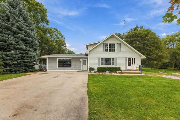 1.53 Acres of Land with Home for Sale in Deckerville, Michigan