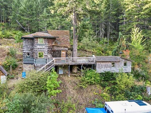 41.4 Acres of Improved Land for Sale in Wolf Creek, Oregon