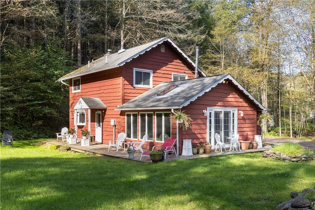 51.6 Acres of Recreational Land with Home for Sale in Shandaken, New York