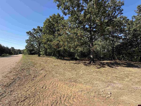 9.49 Acres of Residential Land for Sale in Mountain Home, Arkansas